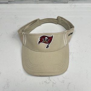 Buccaneers Tan Visor 🏴‍☠️🧢